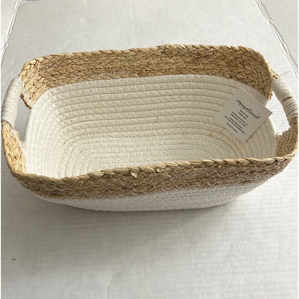 NWT Harry and David white tan soft braided basket